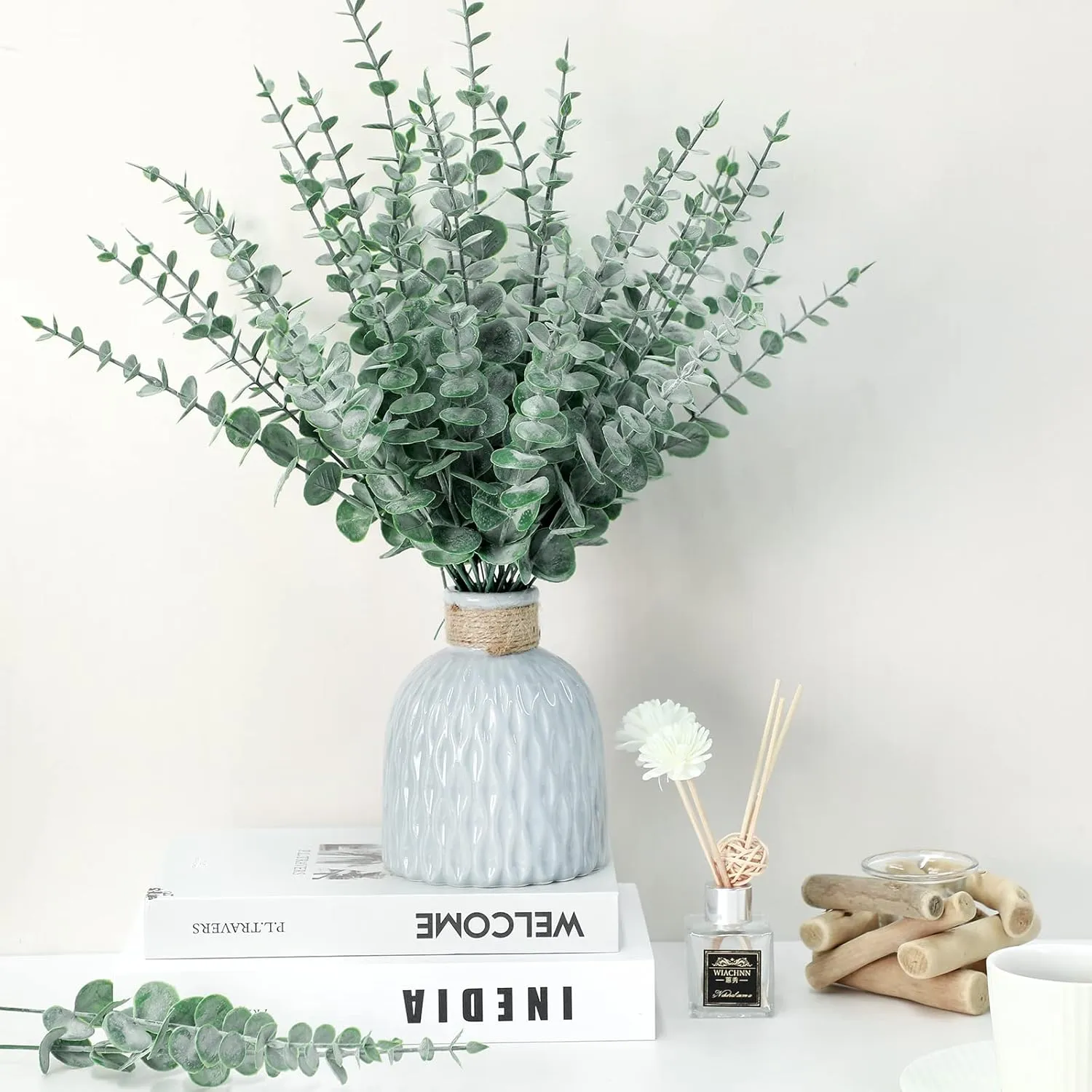 200 Pcs Eucalyptus Stems Faux Greenery Artificial Eucalyptus Leaves Decor Greenery Stems Branch for Wedding Centerpiece Flower Bouquet Farmhouse Home (Dark Green)