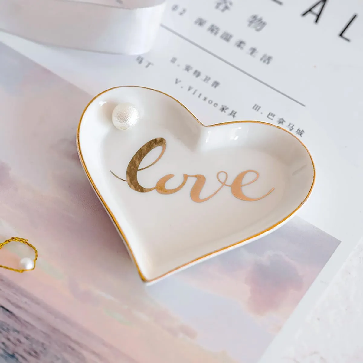 2Pcs Heart Shaped Ceramic Jewelry Tray Earring Necklace Bracelet Key Coin Watch Decoration Jewelry Tray Valentine's Day Christmas Gift