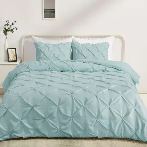 Amazon Basics Soft, Lightweight Queen Size Comforter Sets, All-Season Down-Alternative 3-Piece Bedding Set, Pinch Pleat Design, Full/Queen Size, Spa Blue