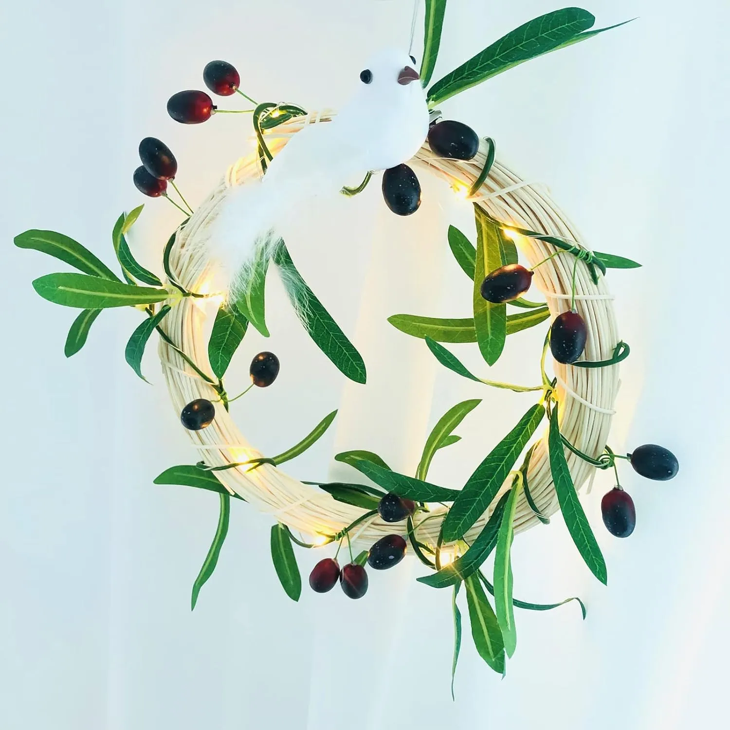 Artificial Olive Vine Garland with 2m 20LED String Lights,Red Olive Berries Greenery Vine Fairy Light Battery Powered for Door Wall Mantle Table Christmas Wedding Party Decoration (2)