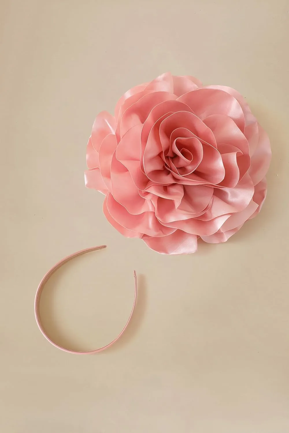 BABEYOND Fascinators Hats for Women - Tea Party Kentucky Fascinator Derby Hat Smooth Flower Fluffy Headband with Hair Clip