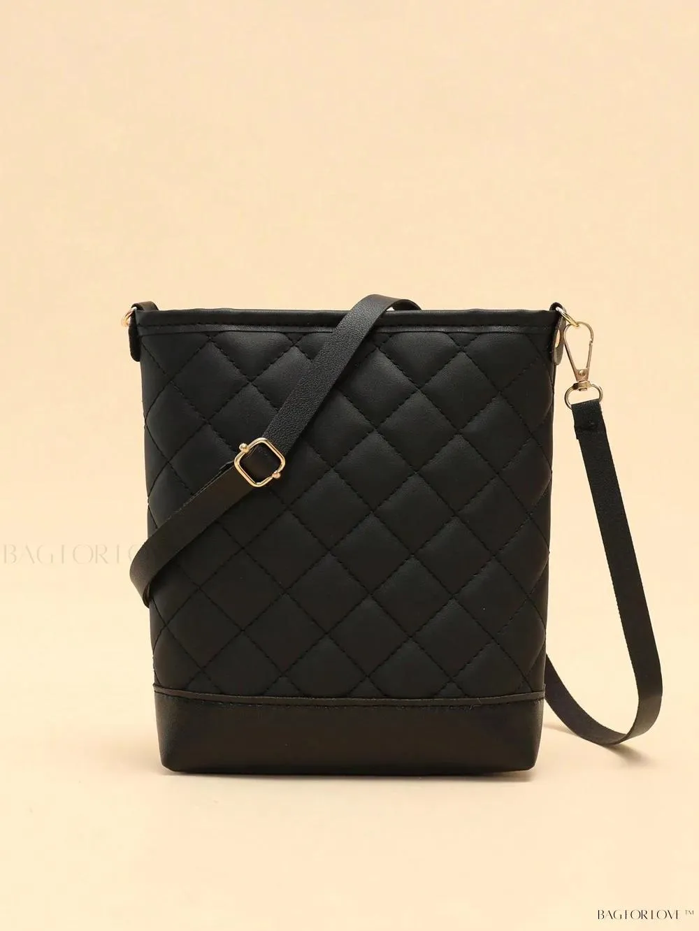 BagForLove - Chic Bucket Bag with Retro Twist for Everyday Use