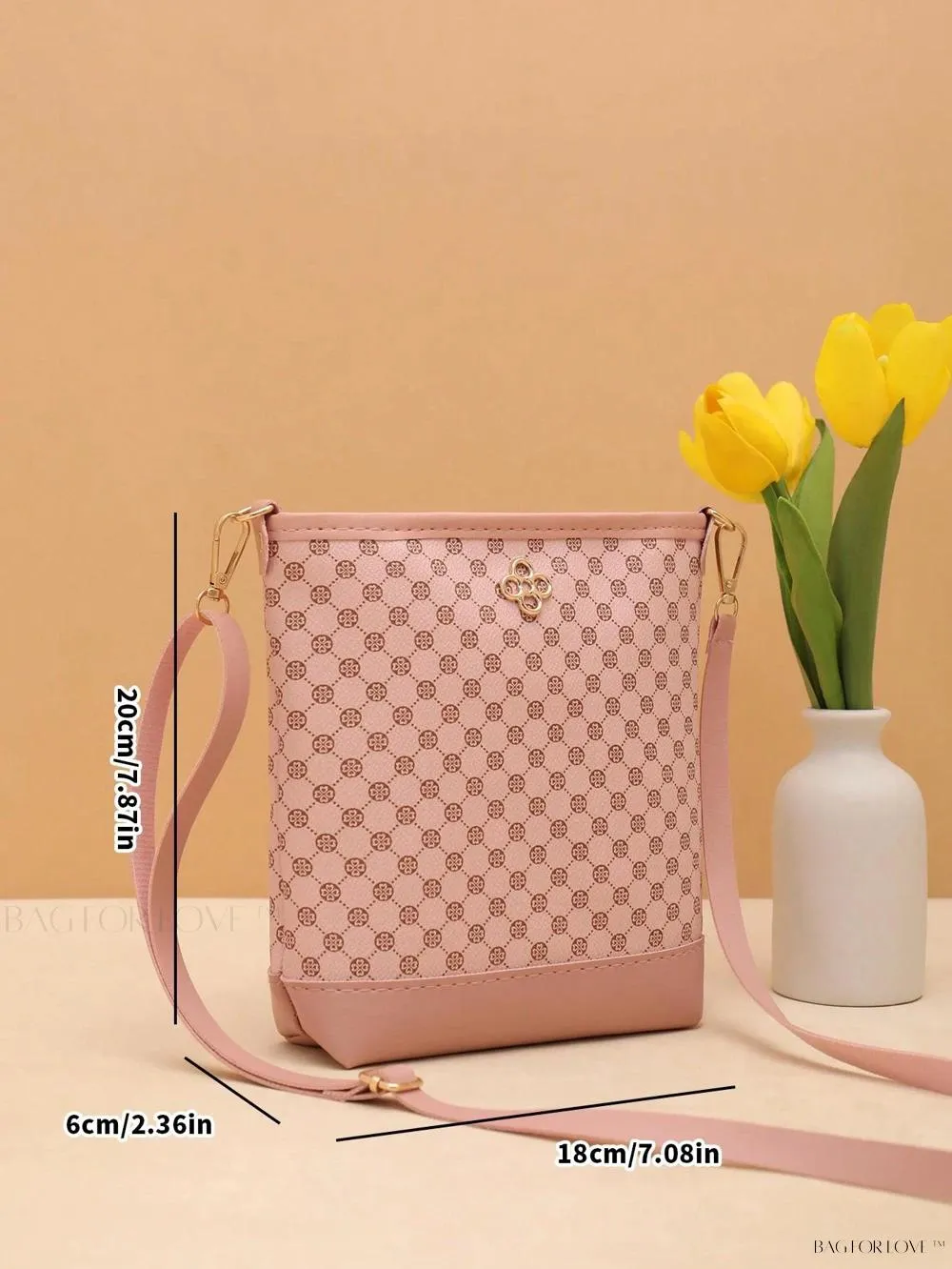 BagForLove - Chic Bucket Bag with Retro Twist for Everyday Use