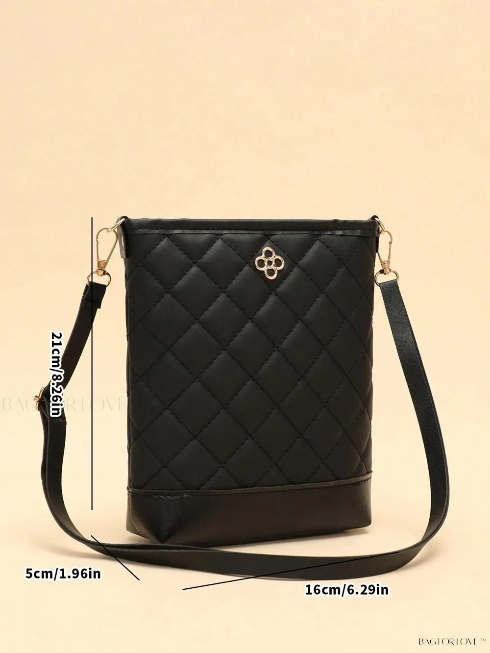 BagForLove - Chic Bucket Bag with Retro Twist for Everyday Use