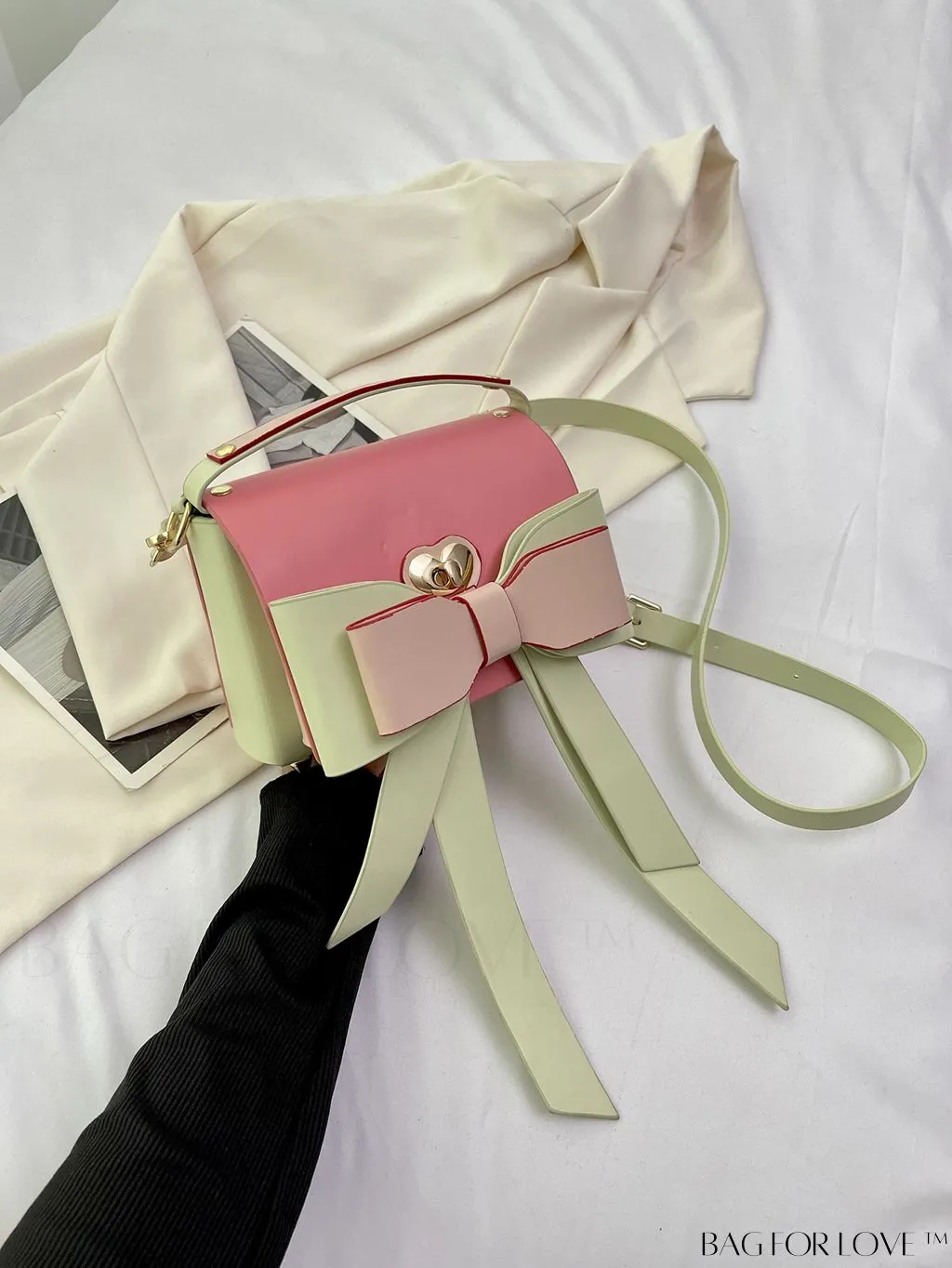BagForLove - Stylish Mini Handbag with Adjustable Strap and Bowknot Decoration