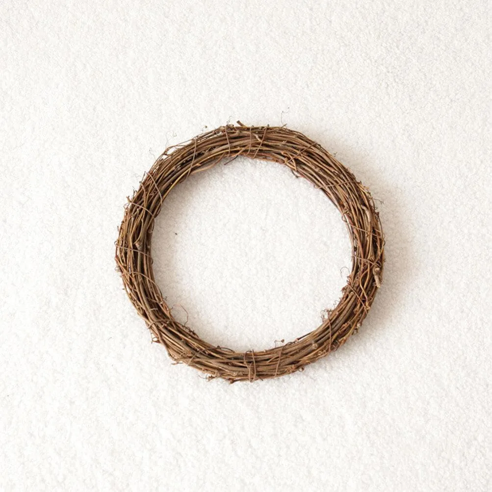 BESPORTBLE 1pc Dried Rattan Ring Rattan Wreaths to Decorate Wreath Dried Ring Garland Decoration Wreath Crafts Vines Base Front Door Decor Vine Garland Bamboo Outdoor Twig