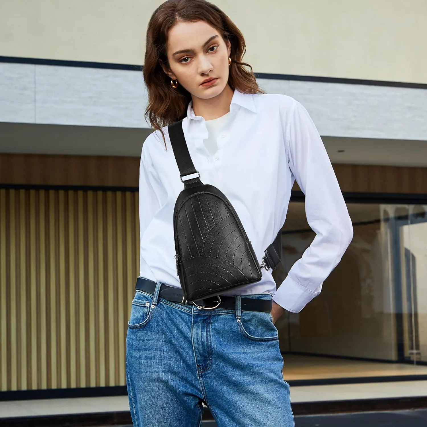 BOSTANTEN Sling Bag Quilted Crossbody Bags for Women Cross Body Purse Leather Fanny Pack with Adjustable Guitar Strap