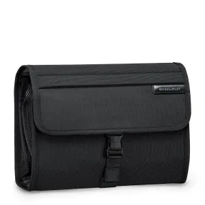 Briggs & Riley Baseline Deluxe Toiletry Kit