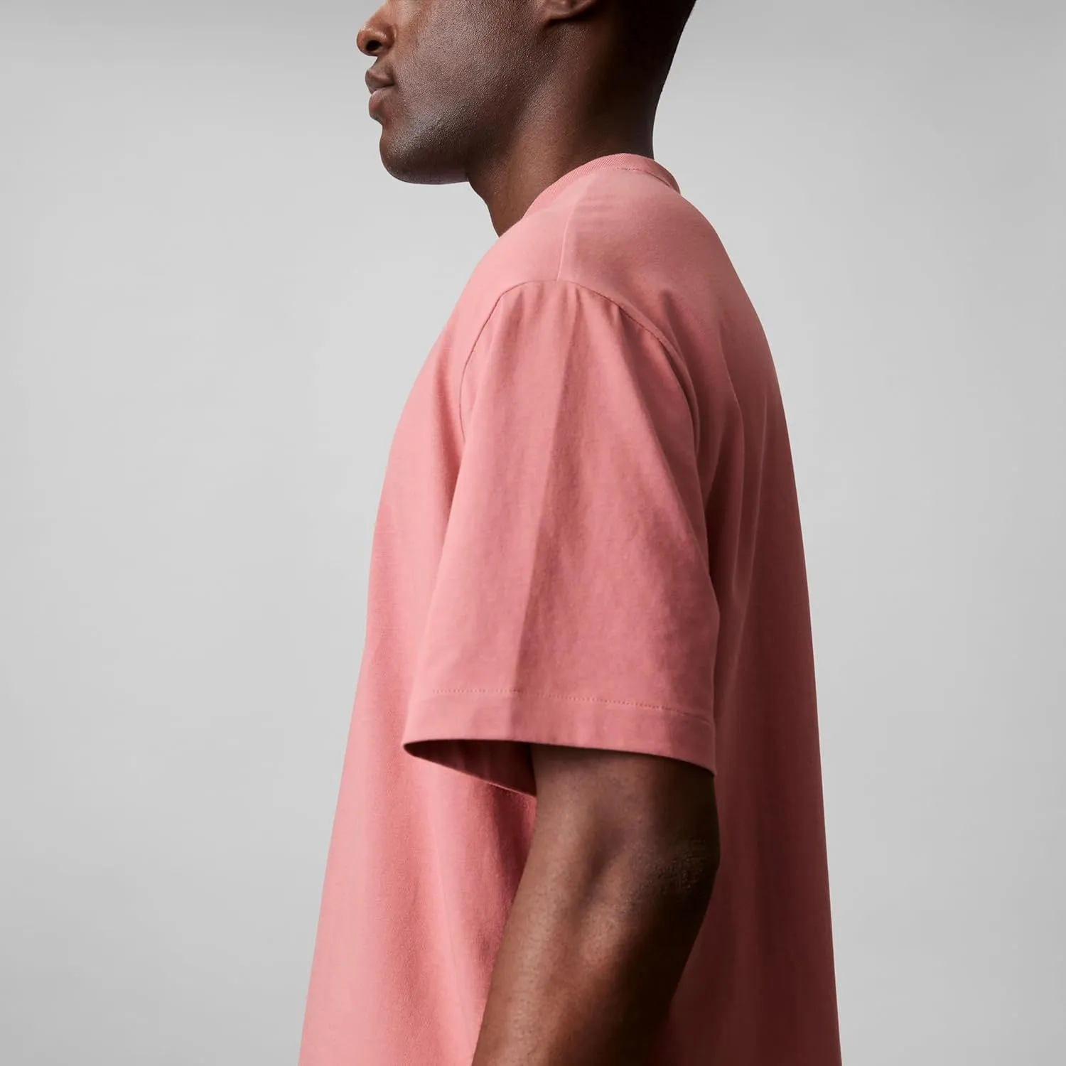 Calvin Klein Men's Relaxed Fit Monogram Logo Crewneck T-Shirt