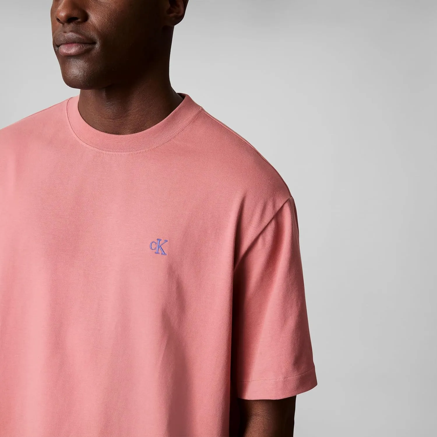 Calvin Klein Men's Relaxed Fit Monogram Logo Crewneck T-Shirt