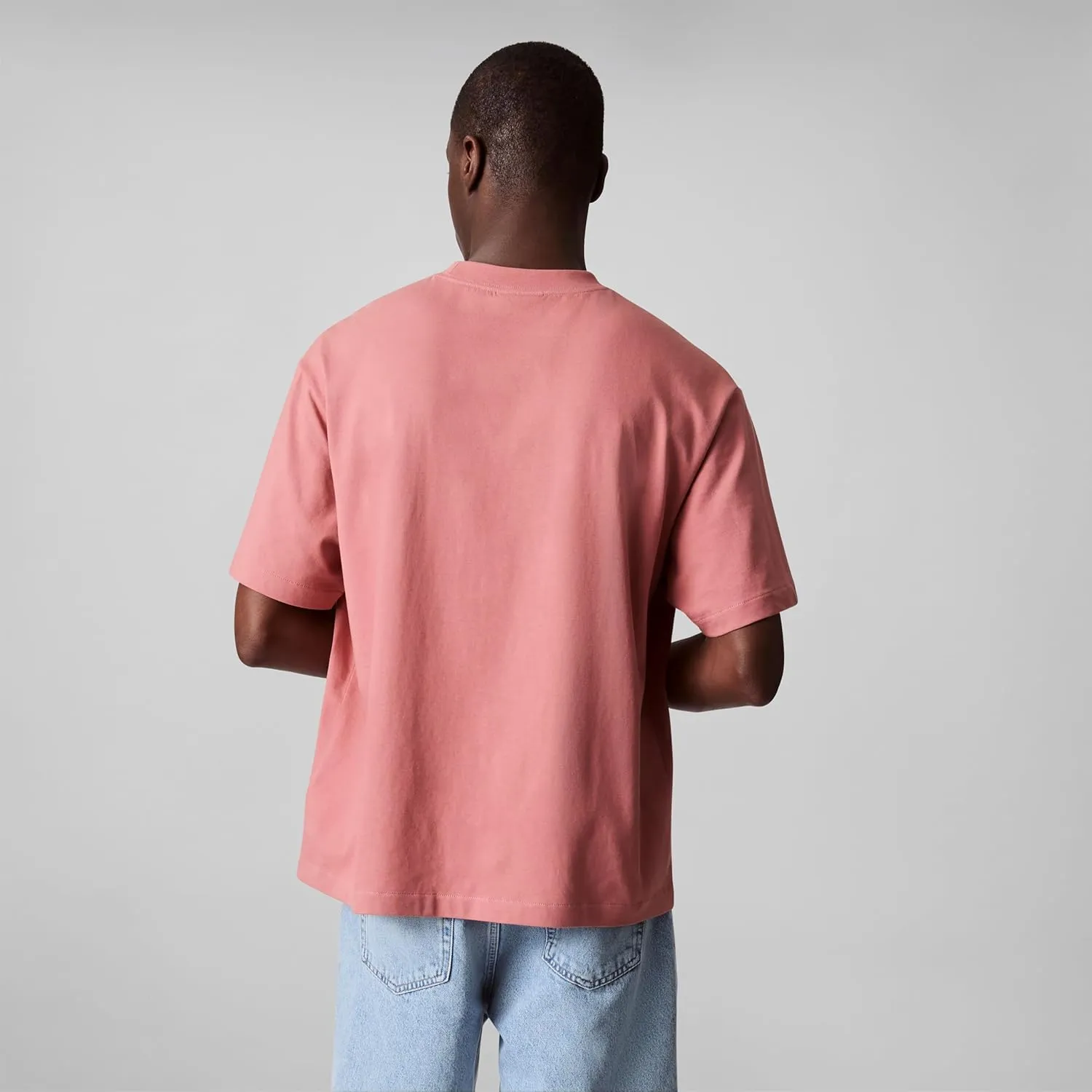 Calvin Klein Men's Relaxed Fit Monogram Logo Crewneck T-Shirt