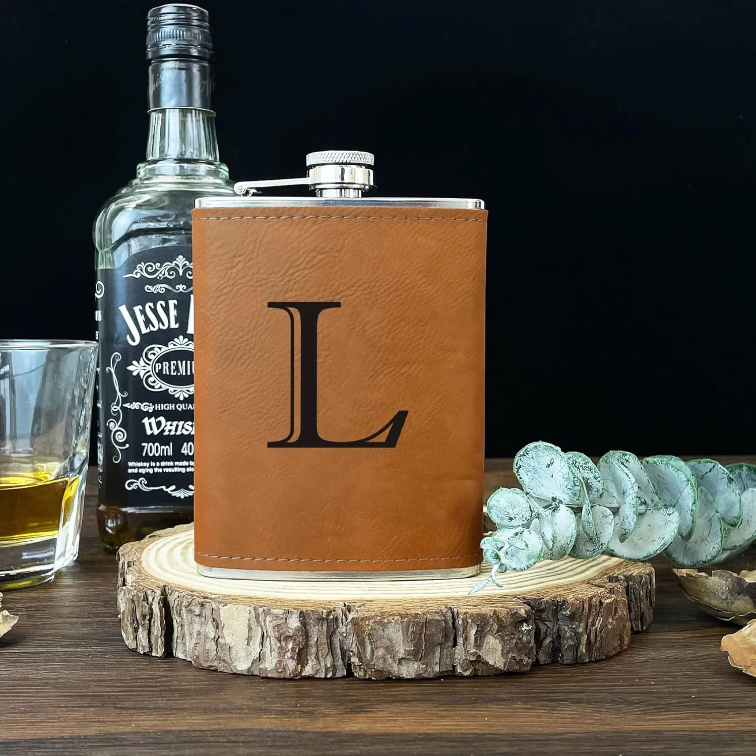 CARAKNOTS Hip Flask for Men Leather Engraved Drinking Whiskey Flasks for Liquor with Initials Stainless Steel with Funnel 8 oz Groomsmen Gifts Personalized Christmas Birthday Gifts for Him Letter L