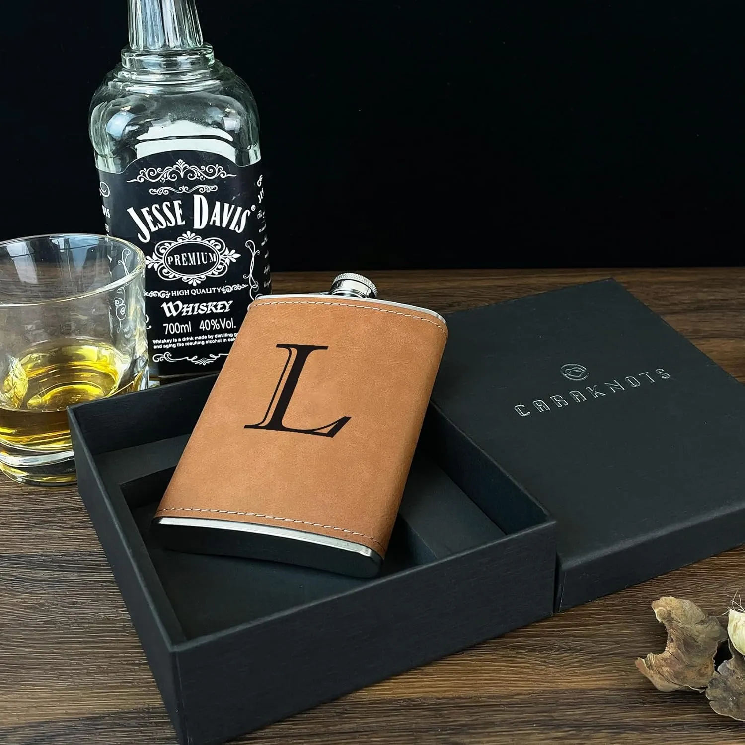 CARAKNOTS Hip Flask for Men Leather Engraved Drinking Whiskey Flasks for Liquor with Initials Stainless Steel with Funnel 8 oz Groomsmen Gifts Personalized Christmas Birthday Gifts for Him Letter L