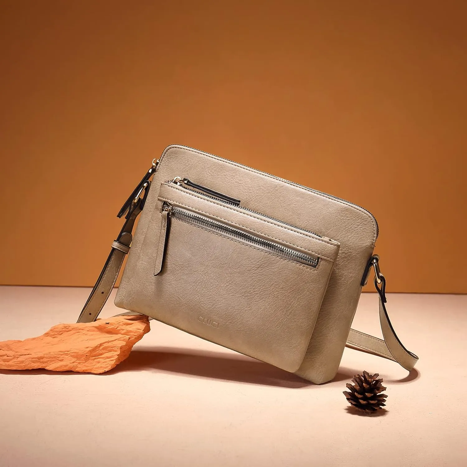 CLUCI Crossbody Purse for Women Multi Pockets Bag Vegan Leather Small Shoulder Handbags Summer Travel Designer Vintage Ladies