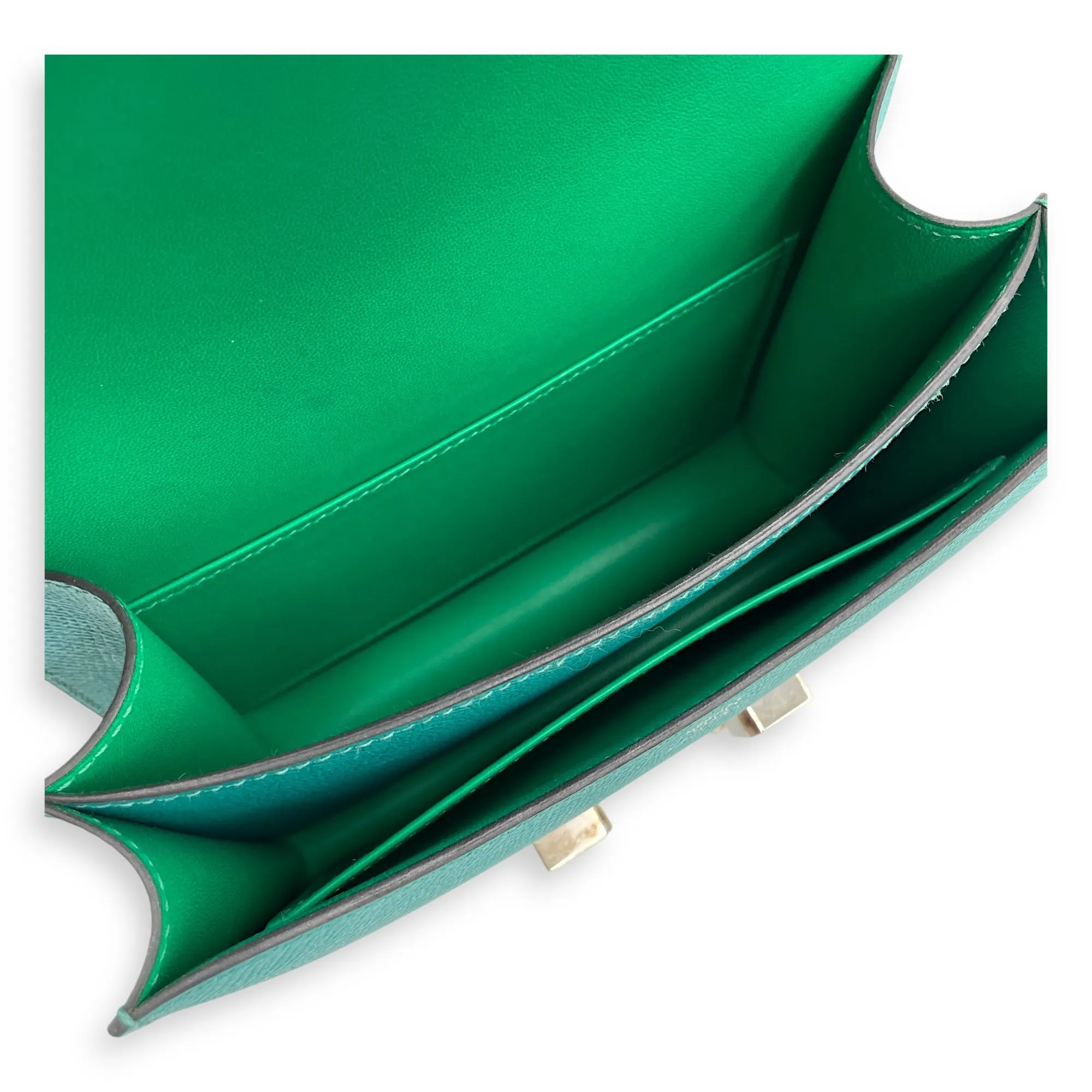 Constance 18 Paon/Menthe in Epsom, Enamel hardware