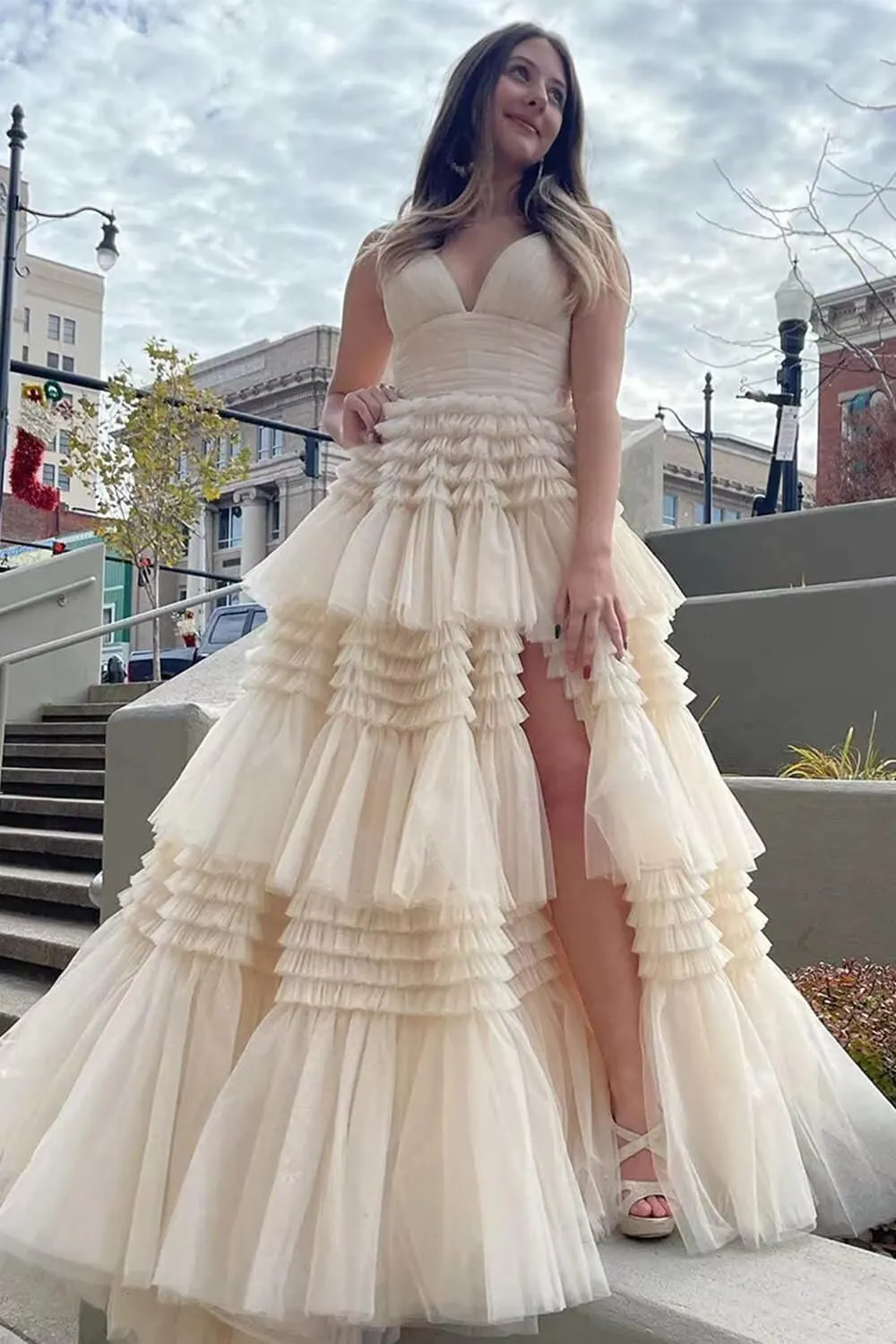 ForElise Tulle Prom Dresses for Teens 2025 Ruffle Tiered Spaghetti Strap Long Ball Gown with Slit