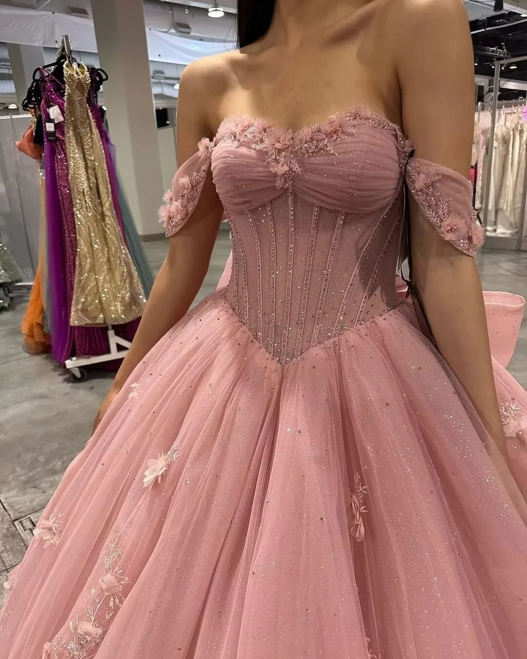 Ftupza 3D Floral Quinceanera Dresses Lace Beaded Party Gowns Off Shoudler Tulle Ball Gown for Sweet 15 16 Dresses