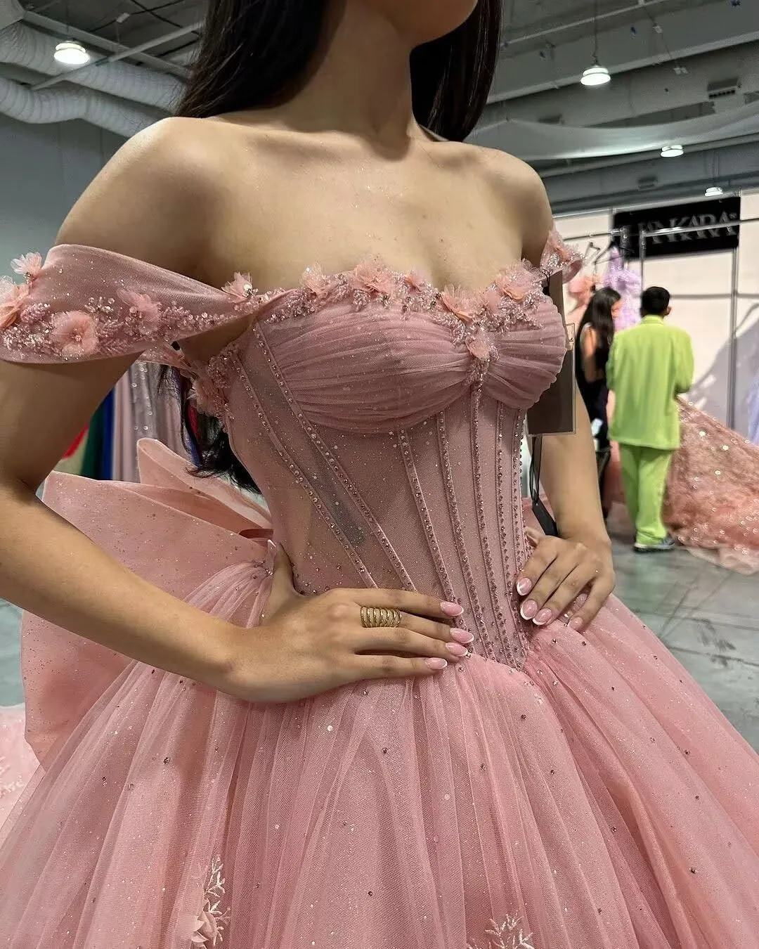 Ftupza 3D Floral Quinceanera Dresses Lace Beaded Party Gowns Off Shoudler Tulle Ball Gown for Sweet 15 16 Dresses
