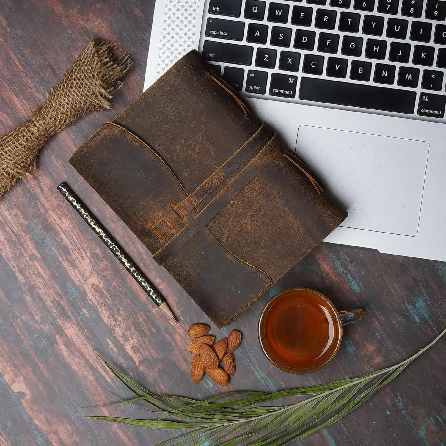 LEATHER VILLAGE Leather Bound Journal - Rustic Brown, 7"X5", 220 Pages - Vintage Blank Paper Diary for Writing, Drawing, Sketchbook, and Travel Notebook - Ideal for Women and Men
