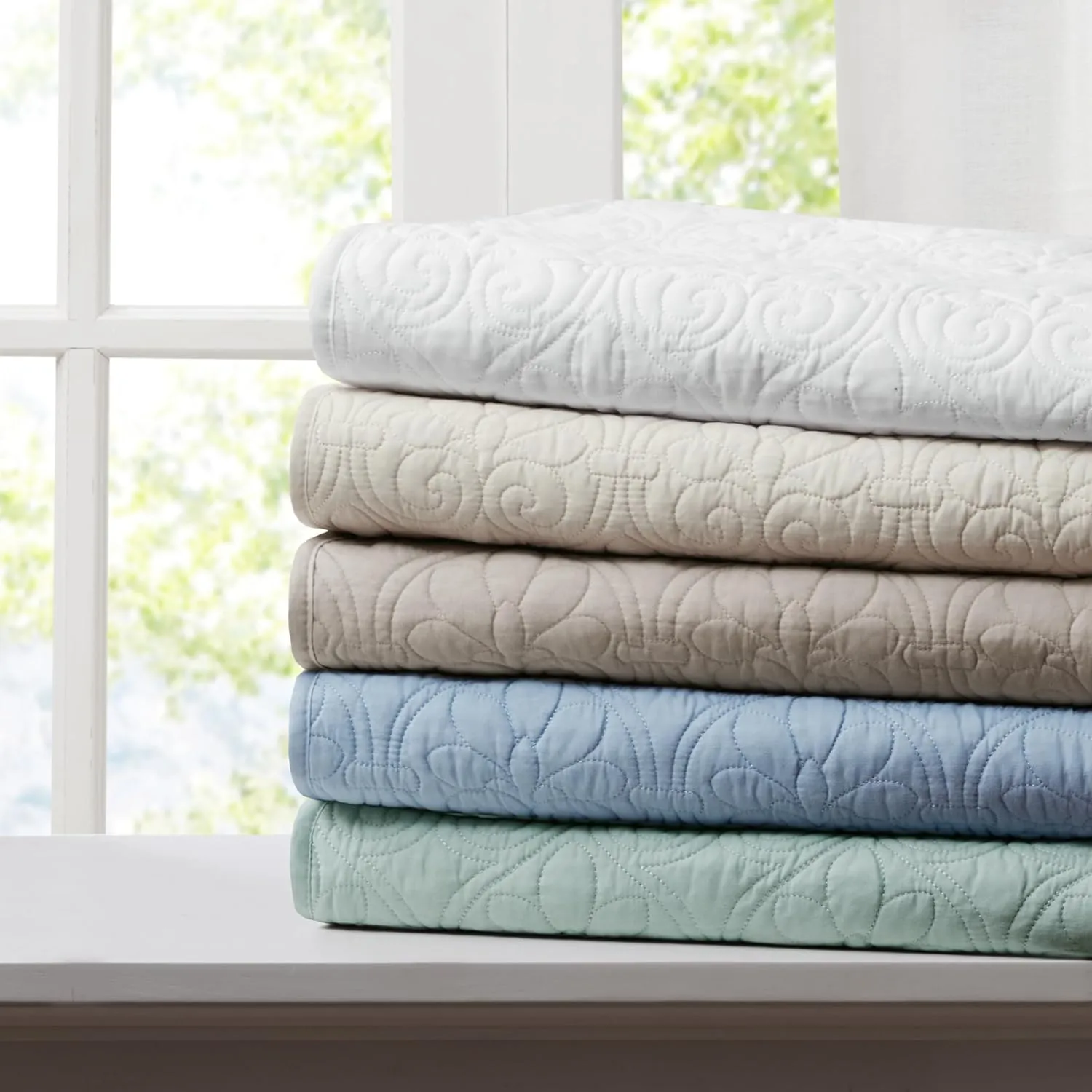 Madison Park Quebec Oversized Quilted Throw in White Finish MP50-2986, 60"x70"