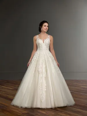 Martina Llana Style 1023