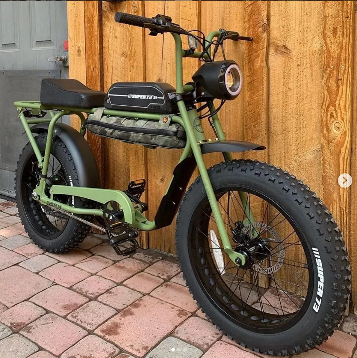 Modular Insulated Adventure Hike & Bike Frame Top Tube Handlebar Can Sling Bags (Large 4-Can Bag, Laughing Grass Camo)