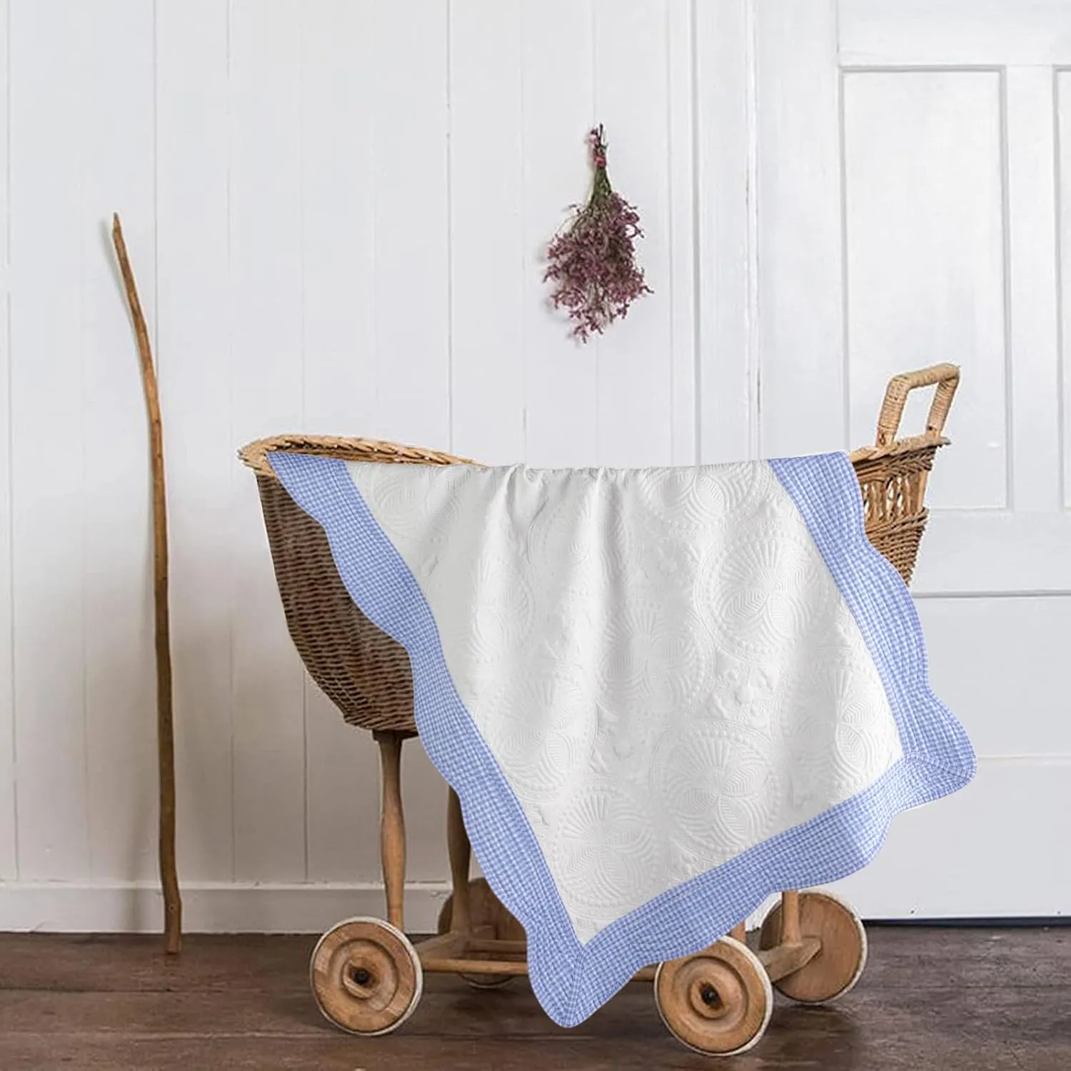 MONOBLANKS Baby Quilt Personlized Monogram Lightweight Embossed Scalloped Throw Blanket Four Seasons (Blue Gingham)