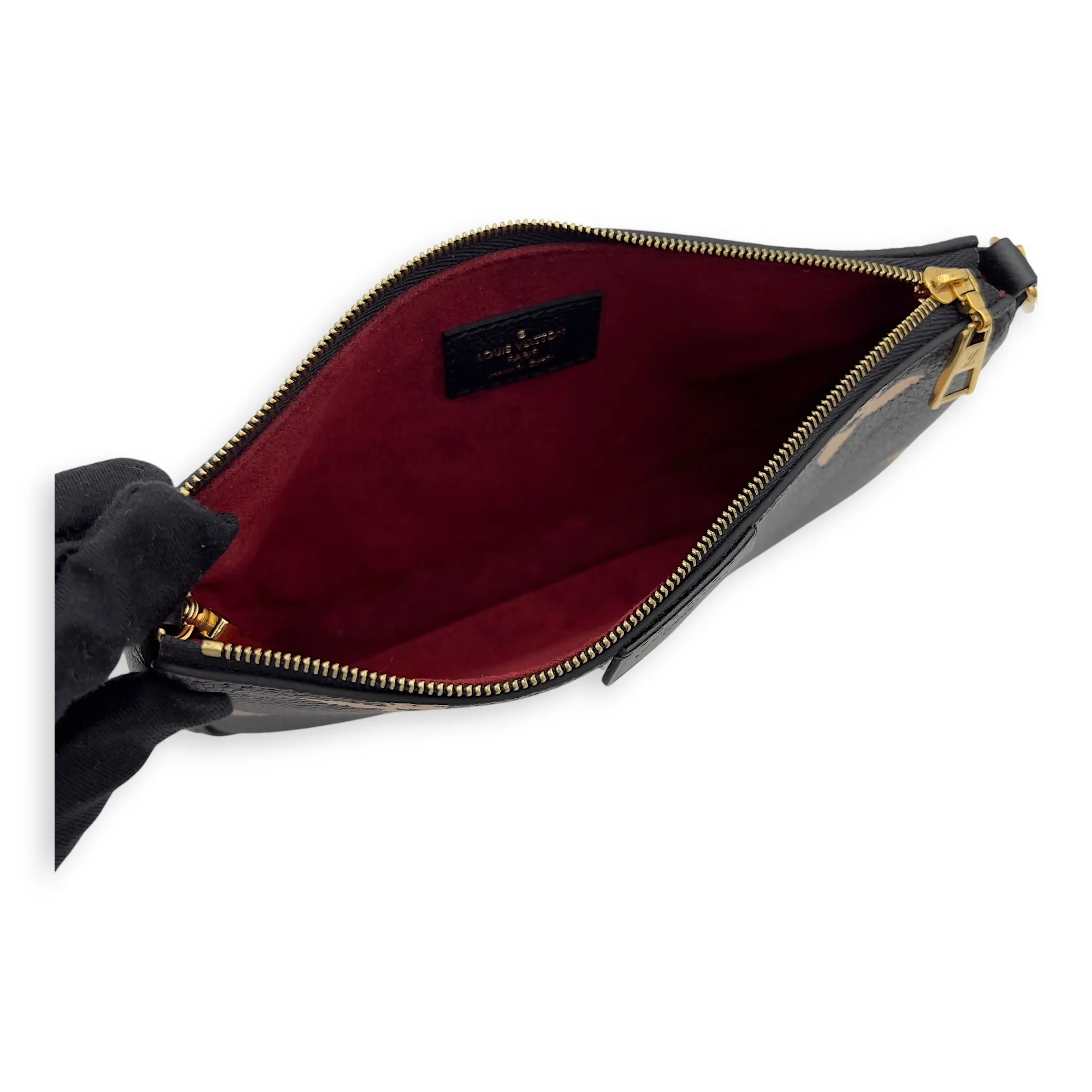 Multi-Pochette Accessoires Crossbody Bag Blue in Empreinte Leather, Gold hardware