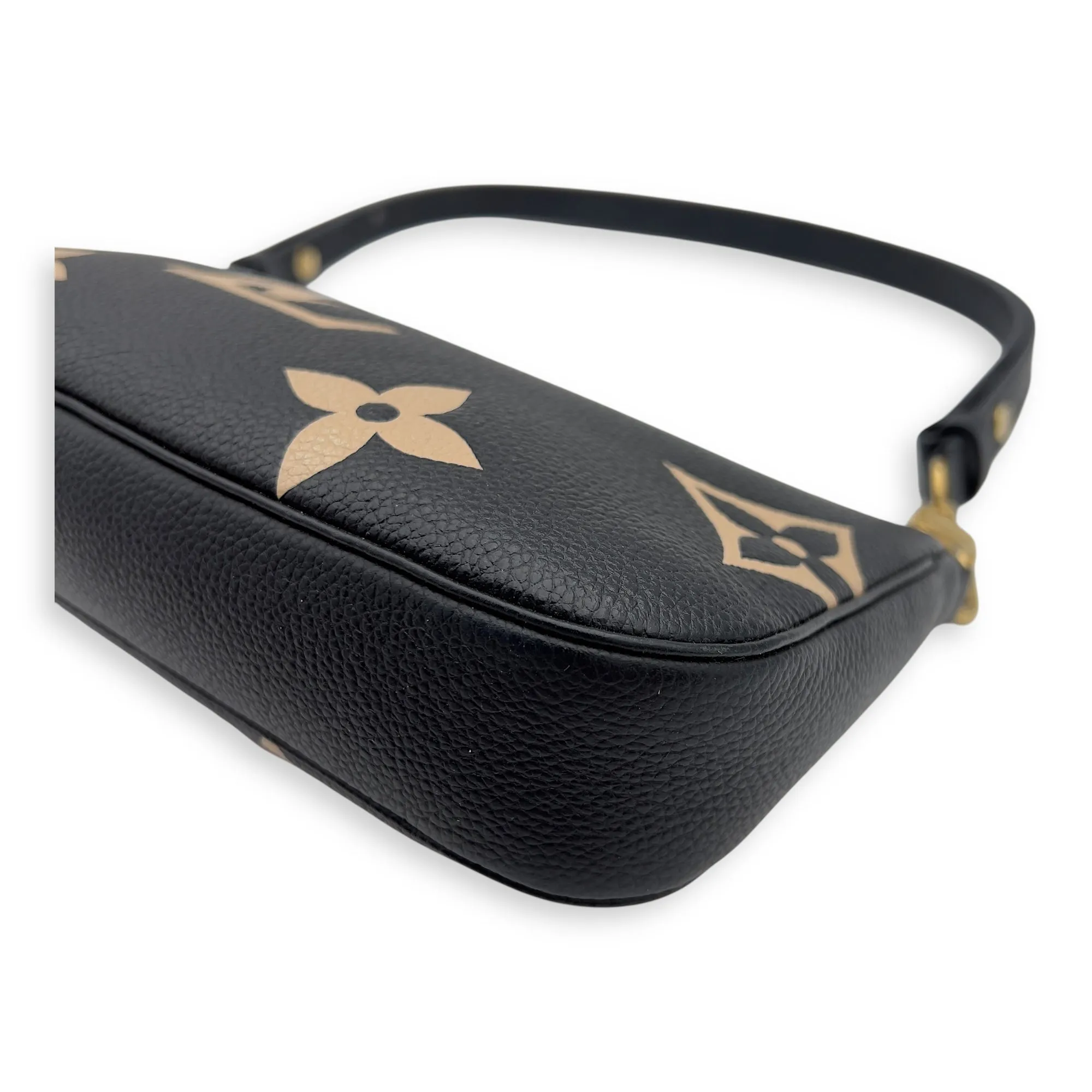 Multi-Pochette Accessoires Crossbody Bag Blue in Empreinte Leather, Gold hardware