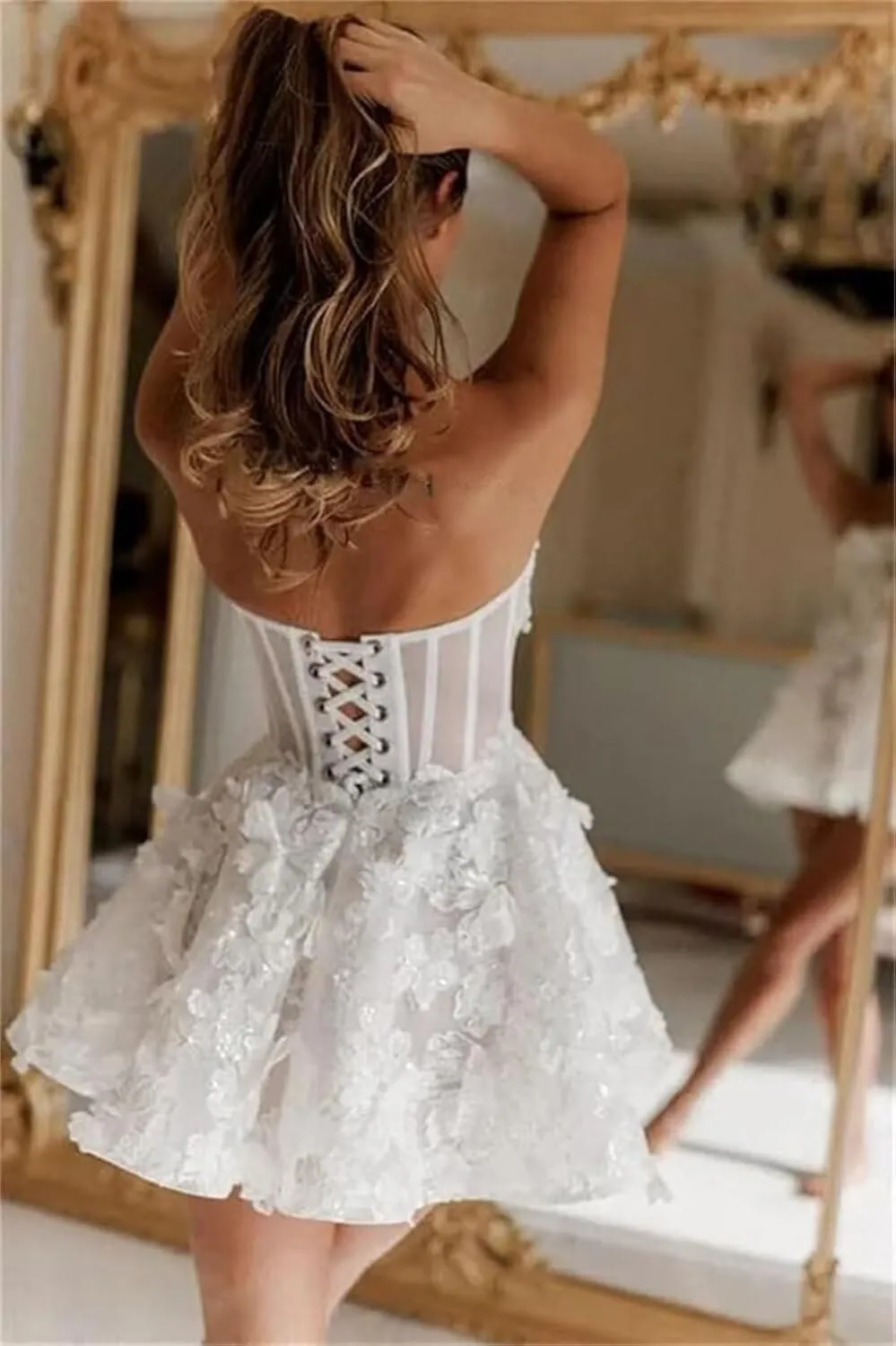 Short Wedding Dresses for Bride Beach Lace Strapless Tulle Applique Boho Mini Bridal Dress for Bride
