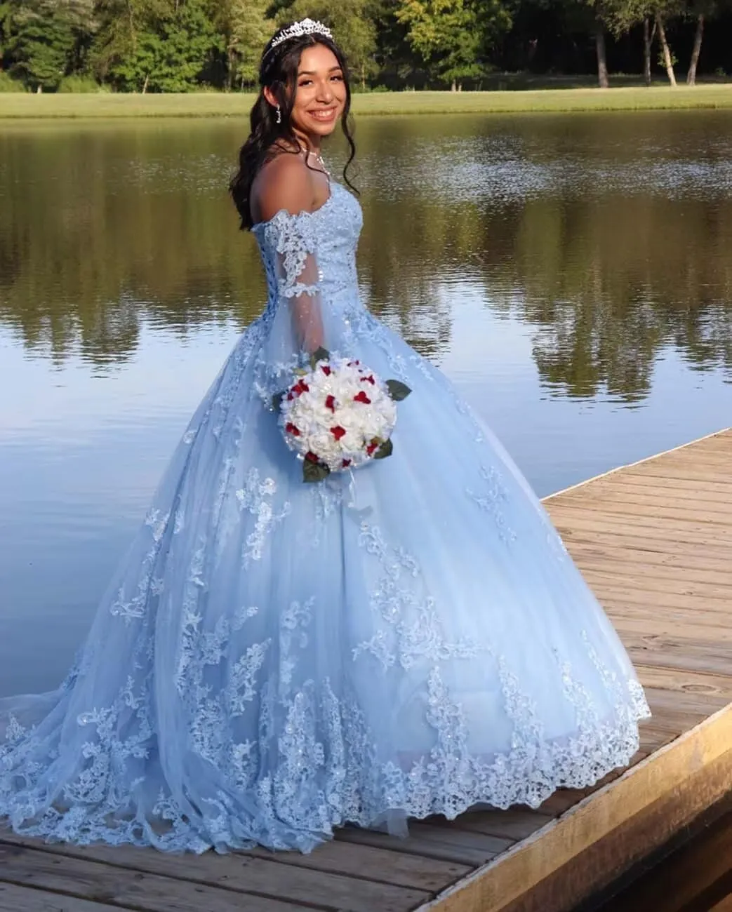 Strapless Tulle Quinceanera Dresses Detachable Long Sleeve Laces Appliques Prom Ball Gown for Women