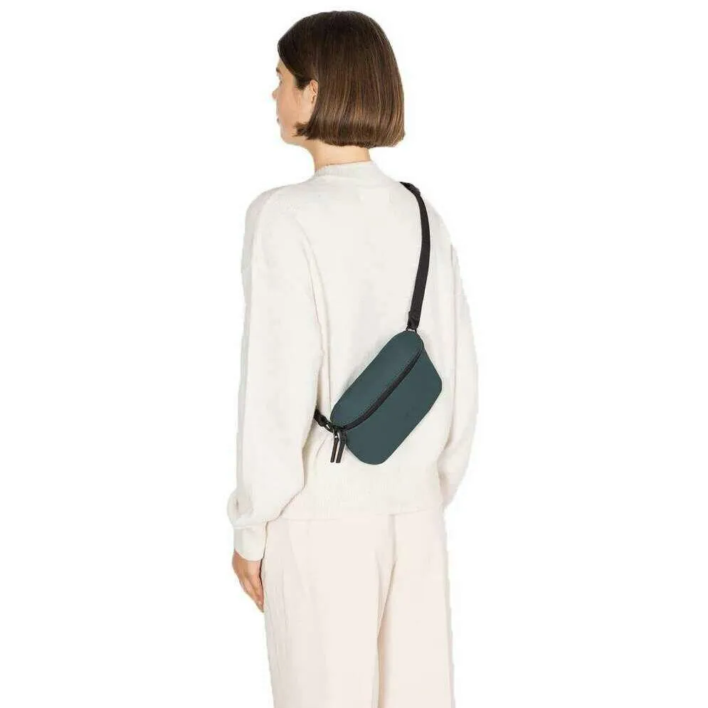 Ucon Acrobatics Lotus Infinity Jona Medium Crossbody Bag - Forest Green