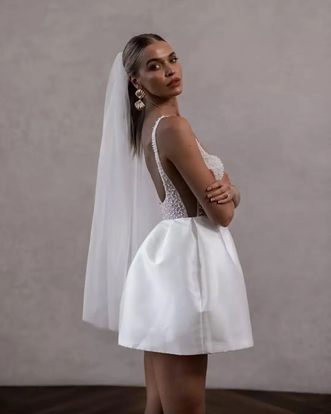 UZN Short Wedding Dresses for Women 2025 Mini Bridal Dress Wedding Reception Gowns for Bride
