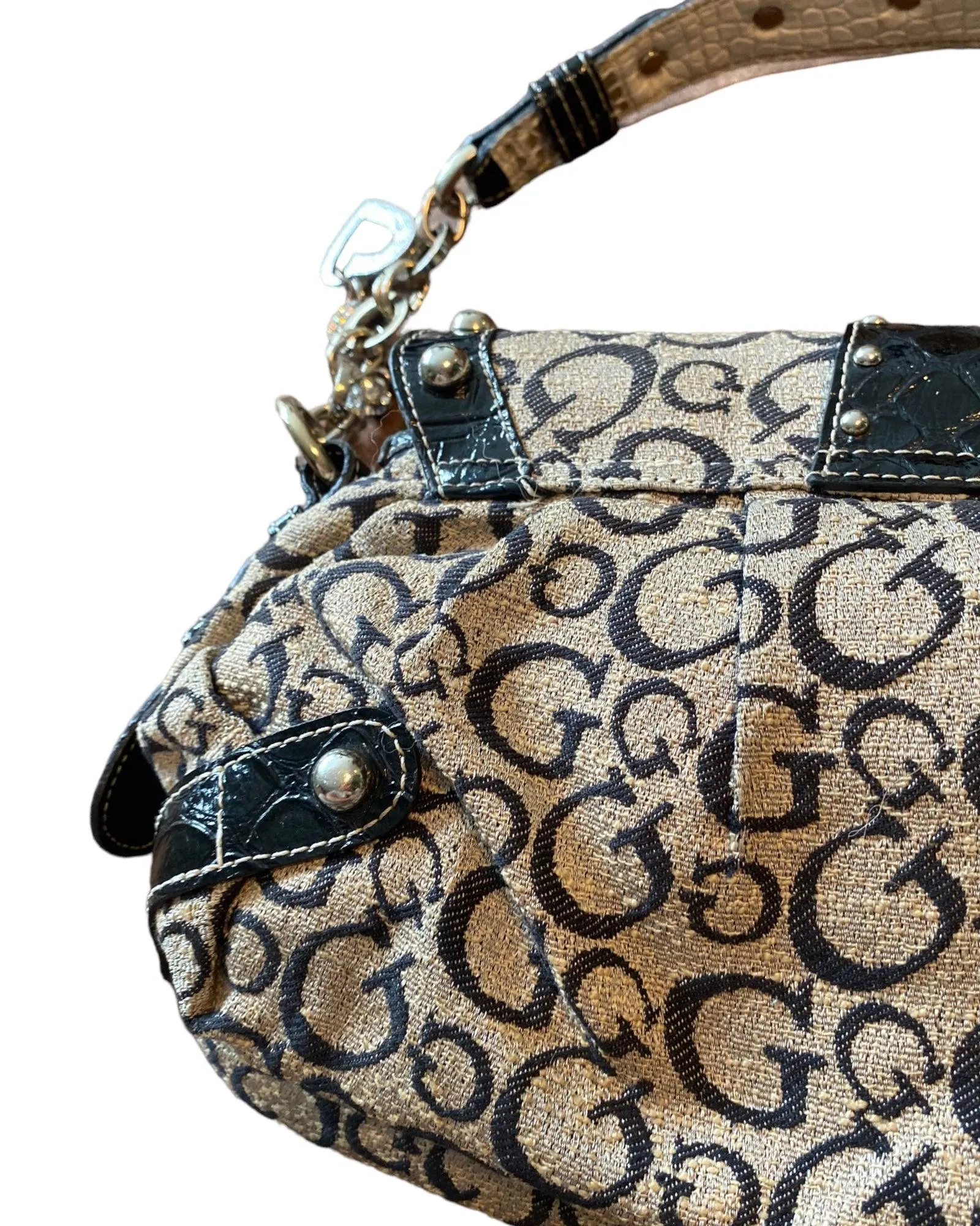 Vintage Guess Bag Beige Monogram - Y2K Classic Elegance | Lyons Way