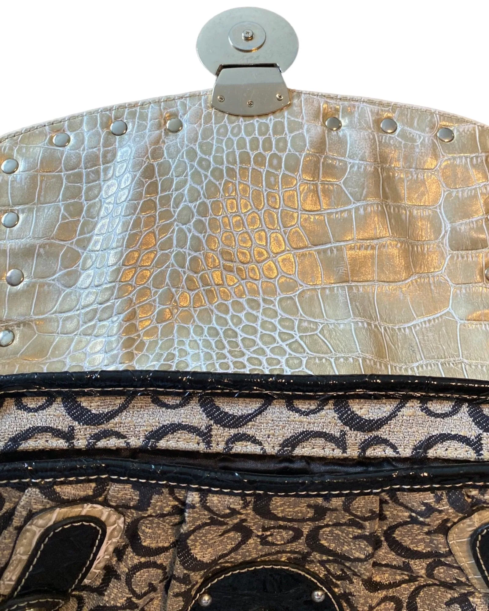 Vintage Guess Bag Beige Monogram - Y2K Classic Elegance | Lyons Way