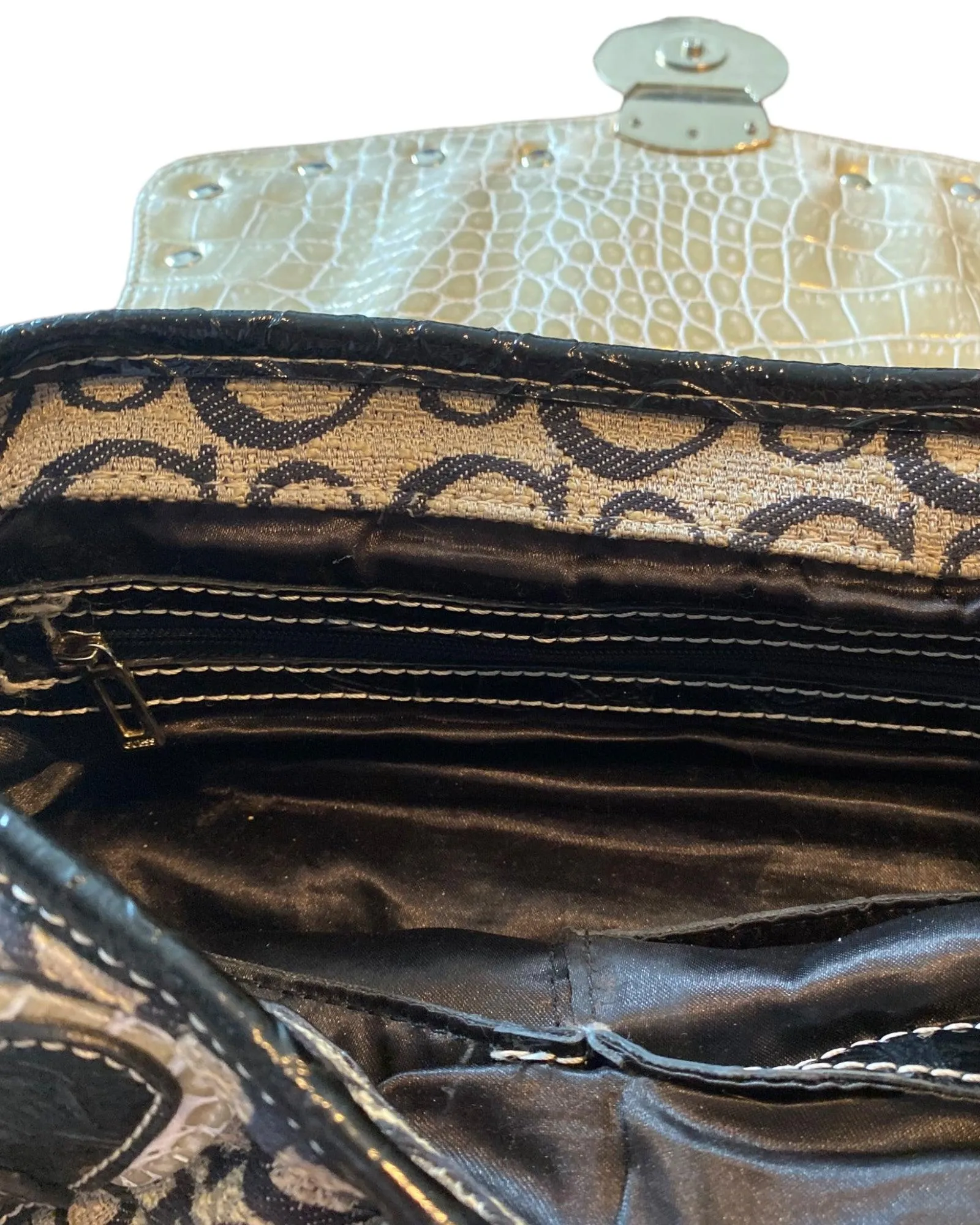 Vintage Guess Bag Beige Monogram - Y2K Classic Elegance | Lyons Way