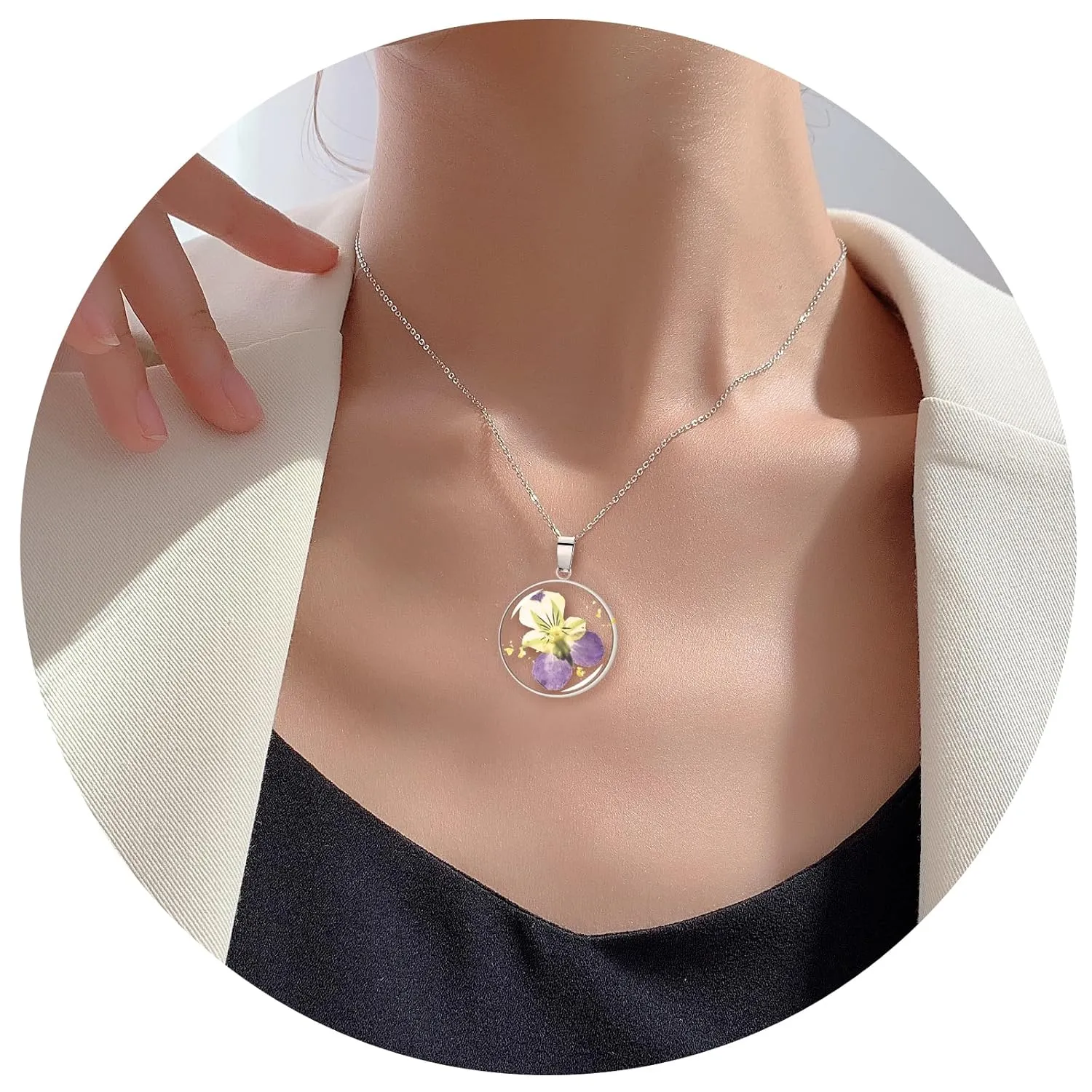 Violet Pressed Flower Necklace,Personalized Gold Handmade Necklace,February Birth Flower Necklace For Women, Unique Resin Flower Necklace,Perfect Gifts For Birthday,Party, Christmas-18’’