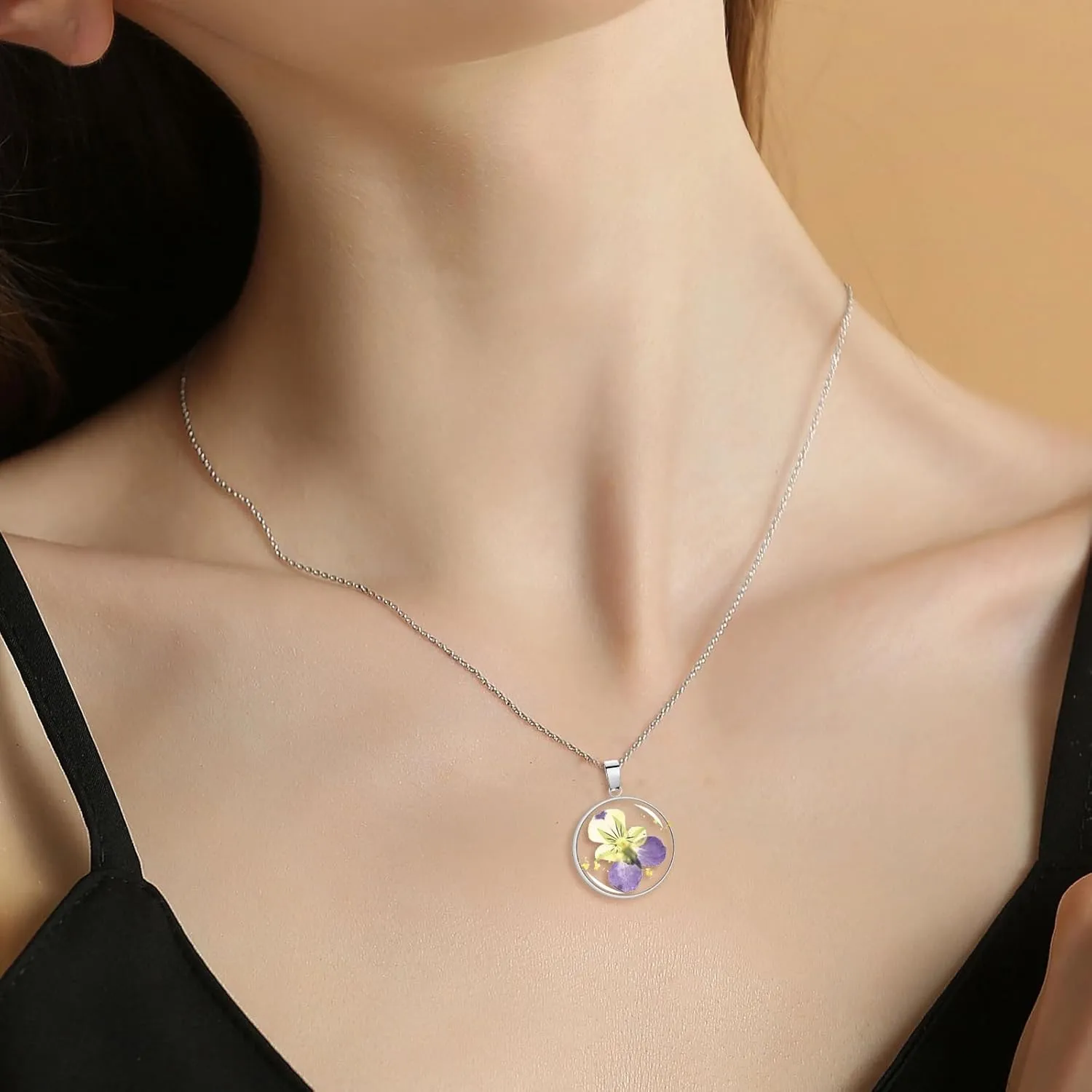 Violet Pressed Flower Necklace,Personalized Gold Handmade Necklace,February Birth Flower Necklace For Women, Unique Resin Flower Necklace,Perfect Gifts For Birthday,Party, Christmas-18’’