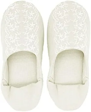 Women's Embroidered Slippers Made in Japan Washable Cotton Linen Material Approx. 22-24cm Babouche Floral Pattern Natural Room Shoes (White), Medium